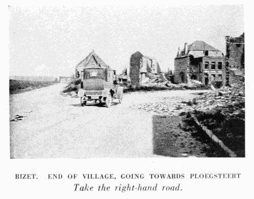 BIZET. END OF VILLAGE, GOING TOWARDS PLOEGSTEERT
Take the right-hand road.