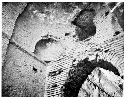 Fig. 154.&mdash;SÂMARRÂ, BEIT EL KHALÎFAH, DETAIL OF VAULT OF
SIDE CHAMBER.