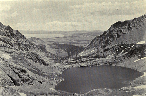 Mono Desert from
Mono Pass